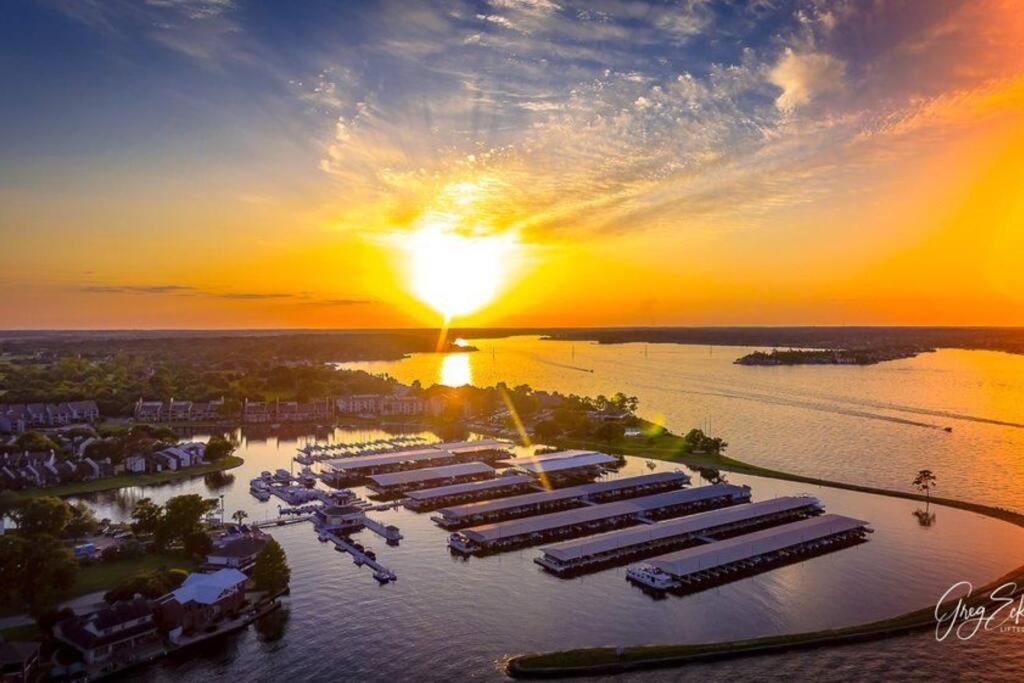 Lakeside Daze! Montgomery Exterior foto